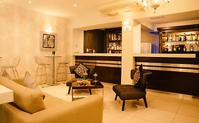 Limaq Hotel